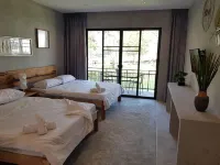 Sawang Resort Golf Club and Hotel Hotels near Khao Yoi