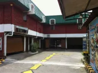 Halina Drive Inn Hotel - Pasay - parking