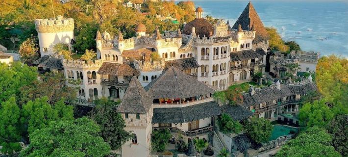 Tropicana Castle Dive Resort powered by Cocotel Hotels in Oriental Mindoro