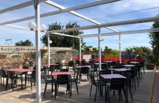 索多爾簡易別墅露營酒店