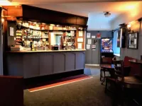 The Imperial Hotel - Bares