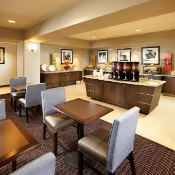 Hampton Inn Carlsbad-North San Diego County Отели рядом с достопримечательностью «Флауэр Филдс»