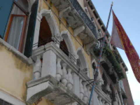 Palazzo Cendon Piano Antico Hotels near Grand Canal