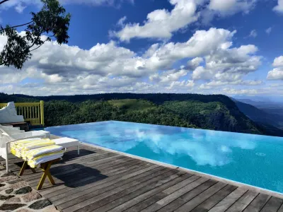Hills & Hues Hotels in Idukki