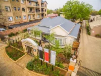 Grey Manor Guesthouse Các khách sạn ở Potchefstroom