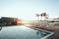 Antera Hotel & Residences - Strand