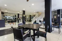 City Hotel