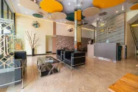 RedDoorz Plus near Ramayana Pematangsiantar Hotel di Siantar Timur