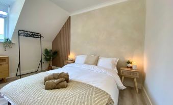 Luxury Scandi Inspired 1 Bed Apartment