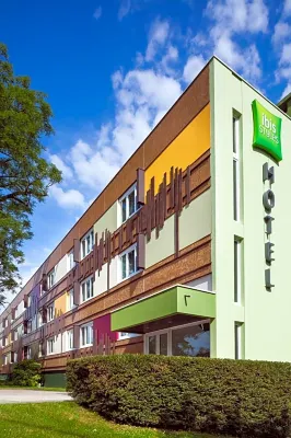 Hôtel Ibis Styles Besançon Hôtels à proximité de : Chemin du Fort de Planoise
