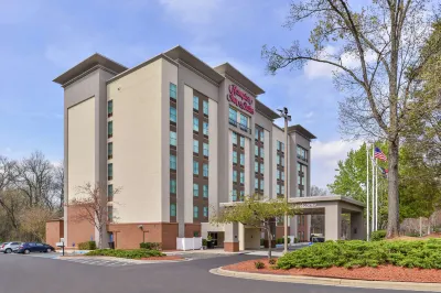 Hampton Inn & Suites Charlotte-Arrowood Rd. Hotels near DeVry University