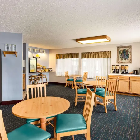 Days Inn by Wyndham Hurley