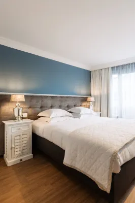 Hotel Cocoon Hotels near 3 gapers