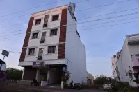 R M Guest House Hotels in Periyamudaliyar Chavadi