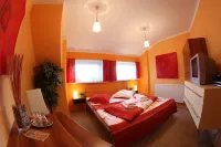 Mahleruv Penzion Na Hradbach Hotels in 