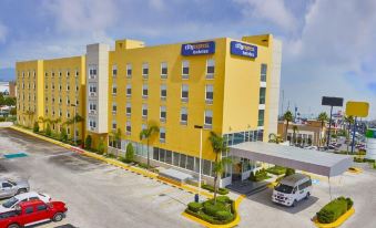 City Express Suites by Marriott Toluca