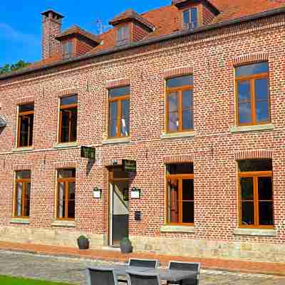 Le Domaine des Cigognes Hotel Exterior