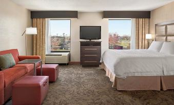 Hampton Inn & Suites Detroit/Sterling Heights