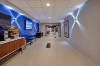 Holiday Inn Express & Suites Absecon-Atlantic City Area Hotels in Absecon