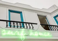 Caión Surf House - Hostel Hotels in Arteixo