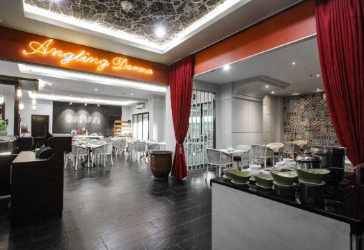 그랜드 다르모 스위트 객실 전경