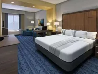 La Quinta Inn & Suites by Wyndham Round Rock Near Kalahari Hotels near Round Rock Express
