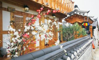 9. 전주 라온한옥꿀..