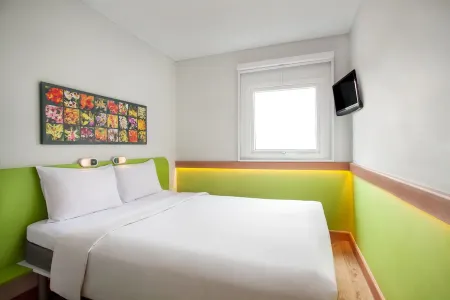Ibis Budget Semarang Tendean