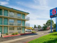 Motel 6 Denver, CO – Downtown Hotels in Arvada