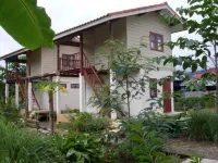 Churn Yuen Pai by Gampanat Guesthouse Hotels in Wiang Nuea