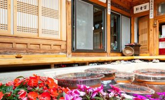 Hanok Eugene's House Dongdaemun