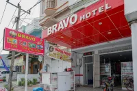 RedDoorz @ Hotel Bravo Pantai Kamali Bau Bau Các khách sạn ở Wolio
