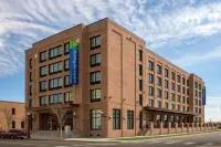 Holiday Inn Express Pensacola Downtown Hotels in Pensacola
