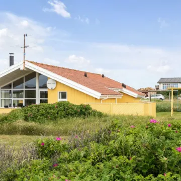 "Ritte" - 200m from the Sea