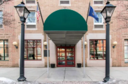 University Hotel & Suites Shippensburg, Trademark by Wyndham Các khách sạn ở 