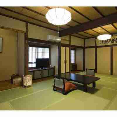 益成屋旅館(えきなりや) Rooms