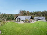 "Tenho" - 4.4km from the Sea Hotels in der Nähe von Harmonikamuseets Fond