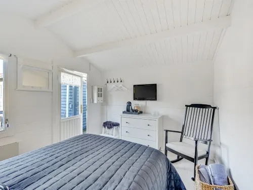 "Elfrede" - 600m from the Sea