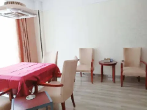 Pinyi Hotel (Hefei Fanhua Avenue Zhonghuancheng) Hotels near Hefei Andover Oceanarium