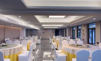 Pinxuan Hotel (Zhaoqing Railway Station)