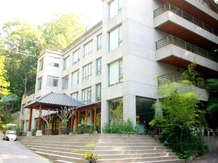 Tsau Ling Vacation Hotel Отели рядом с достопримечательностью «Пекин-Хаун-Тянь»