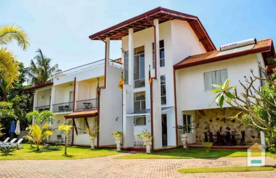 彩虹瀉湖別墅酒店