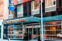 Courtyard New York Manhattan/Times Square West Các khách sạn ở New York