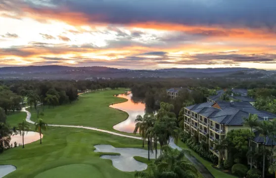 卡拉拉黃金海岸美居度假酒店