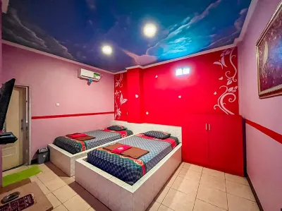 Hotel Grand Kenari Hotels in Purwadana