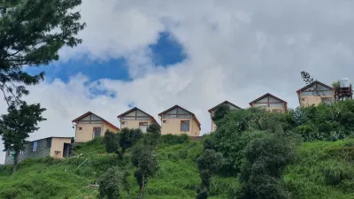Himaaksh Cottages