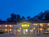 Super 8 by Wyndham Niagara Falls North Hotels in Niagara Falls