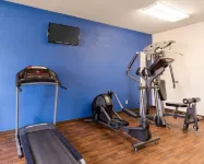 Quality Suites Huntsville Near University - Gym