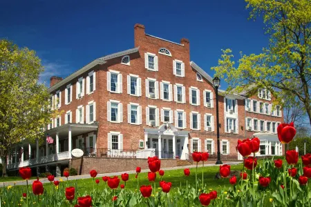 Middlebury Inn Отели в г. Риптон