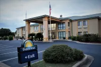 Days Inn by Wyndham Montgomery - Ramah Hewan Peliharaan